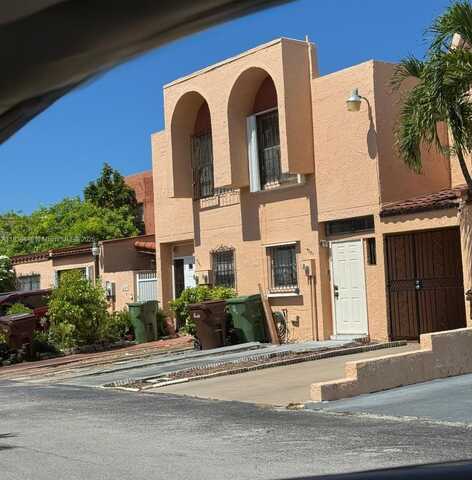 1180 W 42nd Pl, Hialeah, FL 33012