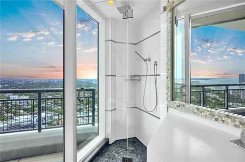 60 SW 13 st, Miami, FL 33130