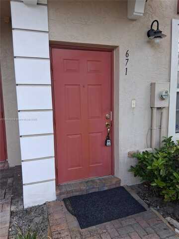 671 NW 42nd Ave, Plantation, FL 33317