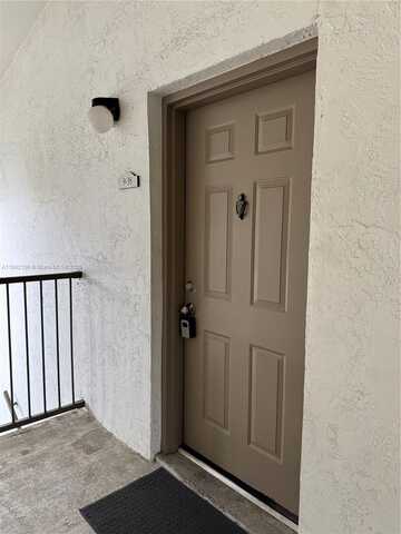 540 S Park Rd, Hollywood, FL 33021