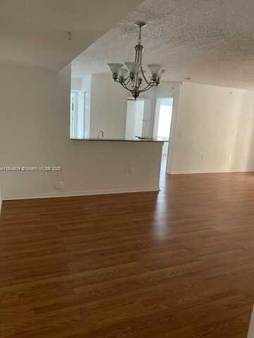2494 Centergate Dr, Miramar, FL 33025