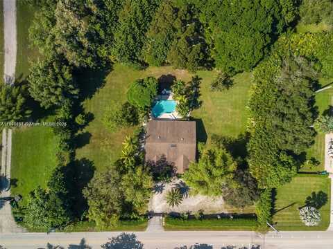 6411 SW 185th Way, Southwest Ranches, FL 33332