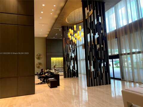 5252 NW 85th Ave, Doral, FL 33166
