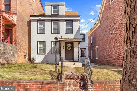Chestnut, POTTSTOWN, PA 19464