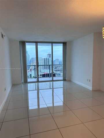 1750 N Bayshore Dr, Miami, FL 33132