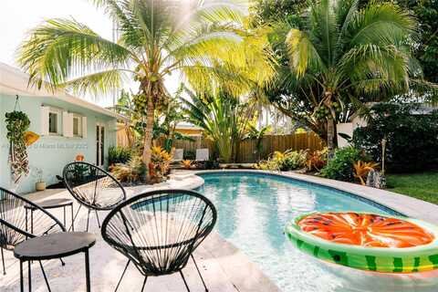9300 SW 183rd Ter, Palmetto Bay, FL 33157