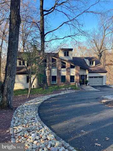 High, HUNTINGDON VALLEY, PA 19006
