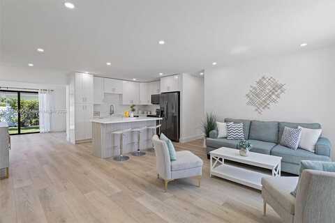 13Th, DEERFIELD BEACH, FL 33441