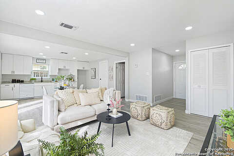 Glen Breeze, SAN ANTONIO, TX 78239