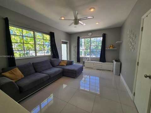 600 Michigan Ave, Miami Beach, FL 33139