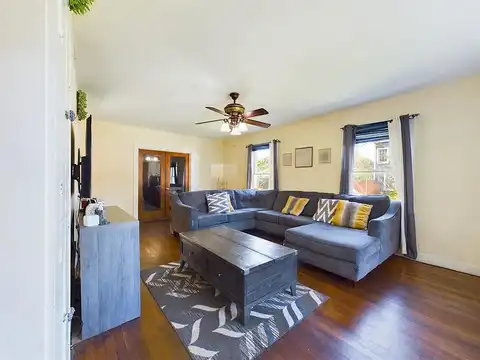Crockett, GALVESTON, TX 77551