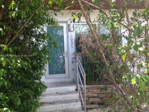 3931 Garden Ave, Miami Beach, FL 33140