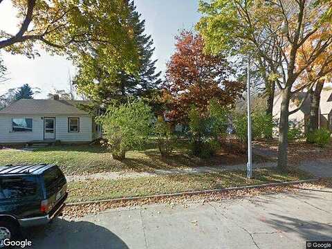 41St, MILWAUKEE, WI 53209