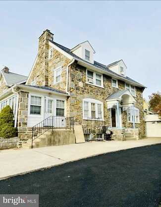 Hilltop, UPPER DARBY, PA 19082