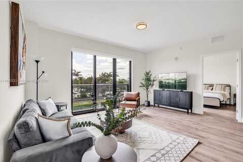 undefined, Oakland Park, FL 33334