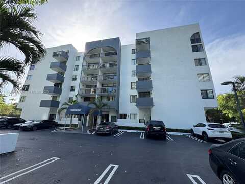 2715 Tigertail Ave, Miami, FL 33133