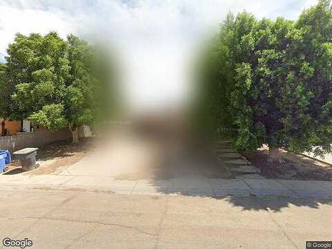 Calle Amistad, SOMERTON, AZ 85350