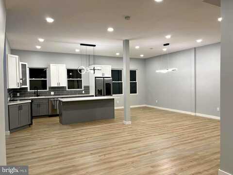 Alder, LEVITTOWN, PA 19055