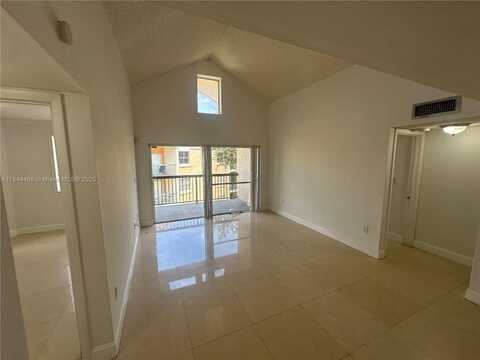 6292 NW 186th St, Hialeah, FL 33015