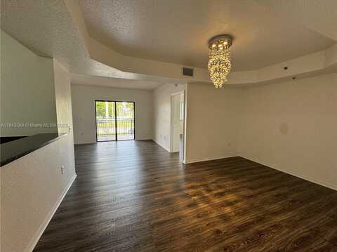 9300 Fontainebleau Blvd, Miami, FL 33172