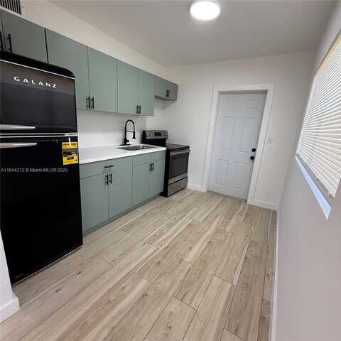 1827 N Dixie Hwy, Fort Lauderdale, FL 33305
