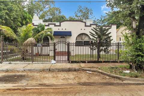 1137 NW 29th Ter, Miami, FL 33127