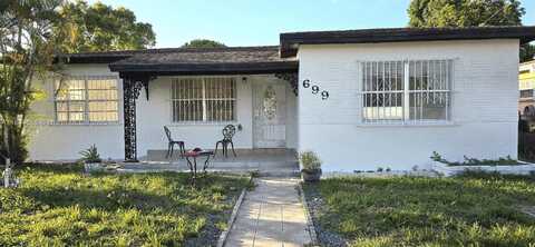 699 W 14th St, Hialeah, FL 33010