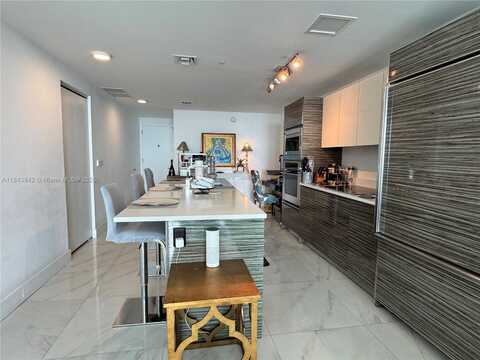 460 NE 28th St, Miami, FL 33137