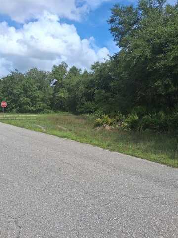 516 Scott Ave, Lehigh Acres, FL 33972