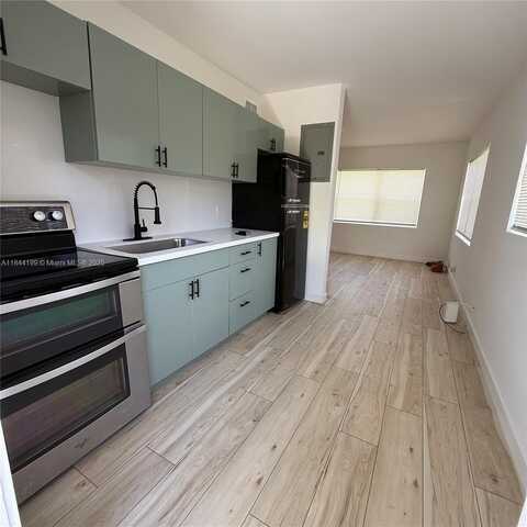 1827 N Dixie Hwy, Fort Lauderdale, FL 33305