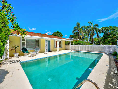 Palmway, Lake Worth, FL 33460