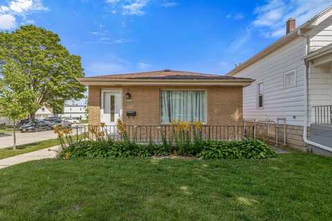 2400 S 62nd St, West Allis, WI 53219