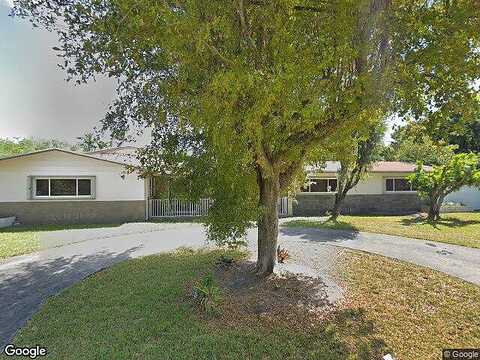 68Th, PINECREST, FL 33156