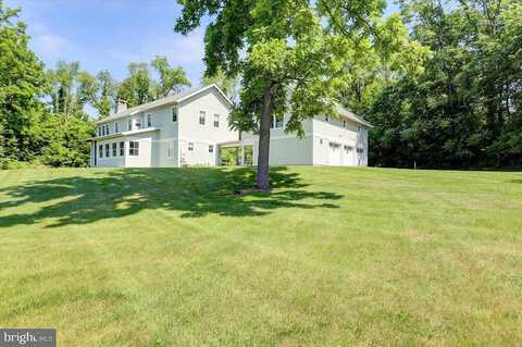 Katie, CARLISLE, PA 17015