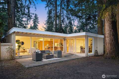 30Th, BELLEVUE, WA 98008