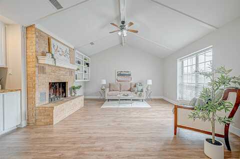 Hunt, BELLVILLE, TX 77418