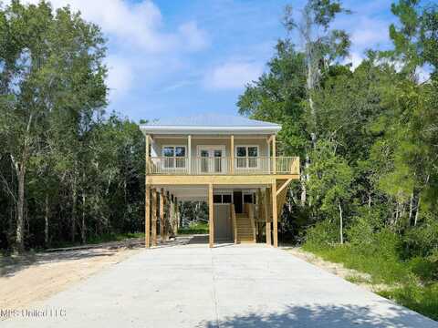 5235 Clermont Boulevard, Bay Saint Louis, MS 39520