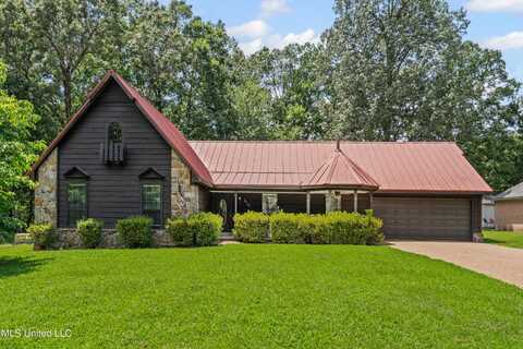 2403 Geneva Drive, Nesbit, MS 38651