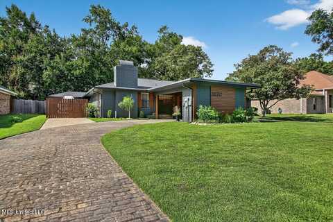 88392 E Diamondhead Drive, Diamondhead, MS 39525