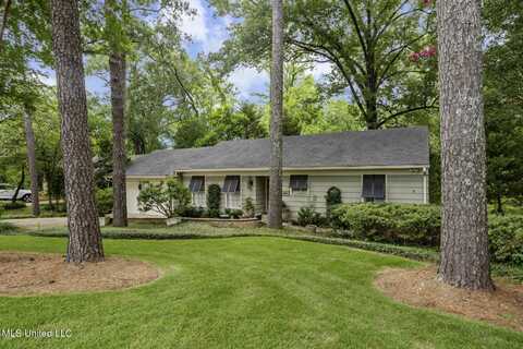 132 Glenway Drive, Jackson, MS 39216