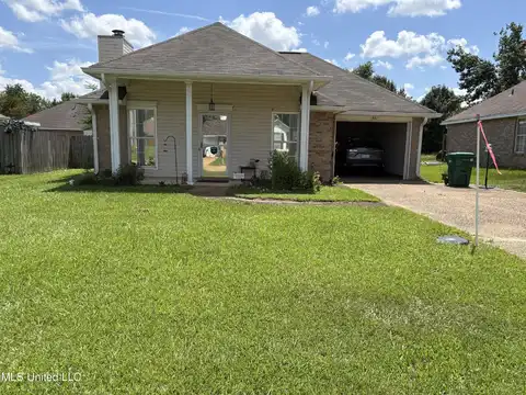1941 Christine Drive, Byram, MS 39272