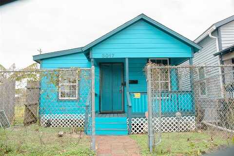 Avenue M 1/2, GALVESTON, TX 77550
