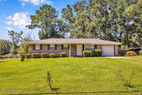 14137 Dundeewood Road, Biloxi, MS 39532