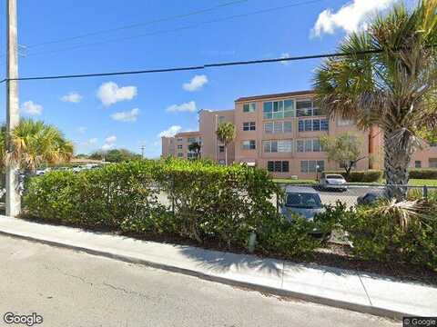 Somerset, LAUDERDALE LAKES, FL 33311