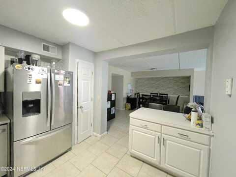 Townsend, JACKSONVILLE, FL 32277