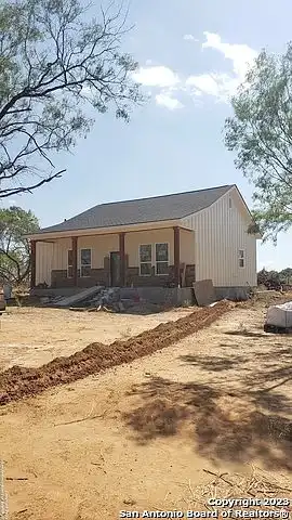 County Road 146, FLORESVILLE, TX 78114