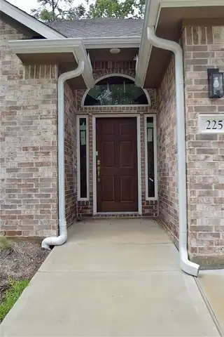 River Oaks, HUNTSVILLE, TX 77340