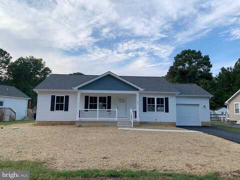 Parrish Loop, MONTROSS, VA 22520