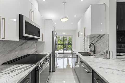 Pond View Drive, Wellington, FL 33414