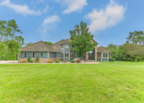 Whitetail, EAGLE, WI 53119